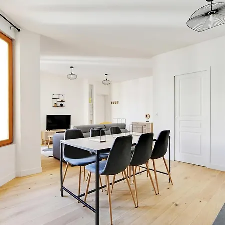 Holiday home Flexliving - - Fessart Paris