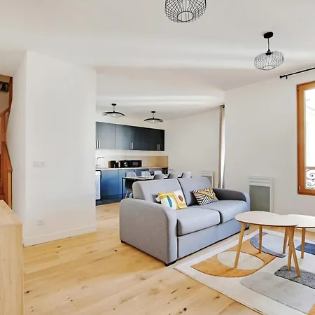 Flexliving - - Fessart Holiday home